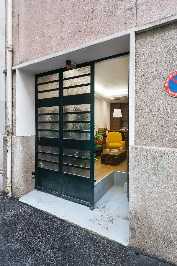 3 Double Bedrooms Apartment In Montmartre Near Subway Ac Paris 0*,