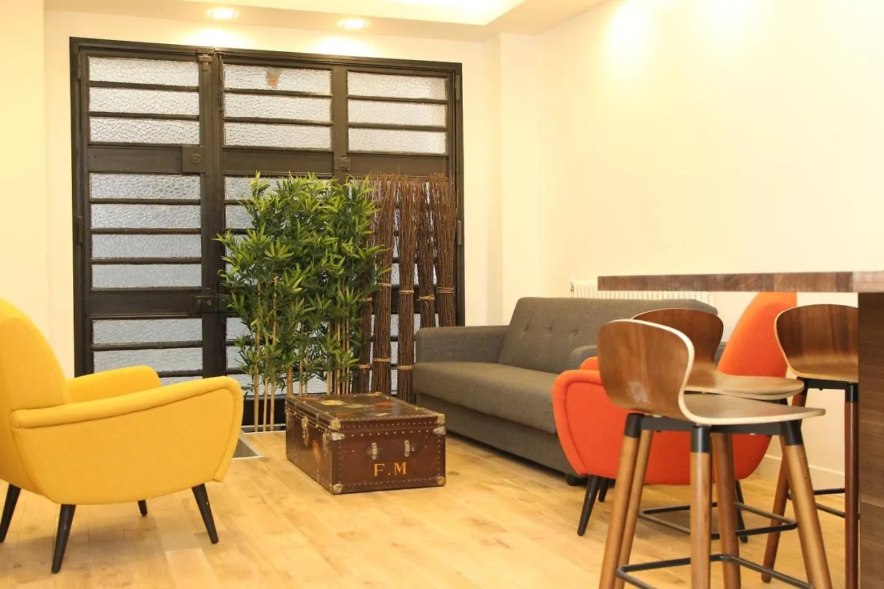 3 Double Bedrooms Apartment In Montmartre Near Subway Ac Paris