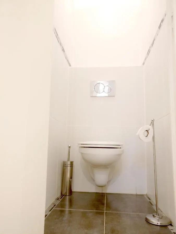 3 Double Bedrooms Apartment In Montmartre Near Subway Ac Paris