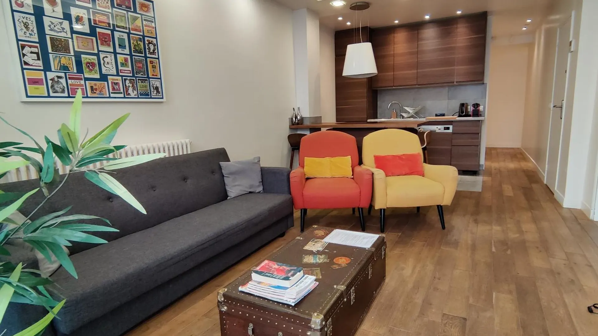 3 Double Bedrooms Apartment In Montmartre Near Subway Ac Paris