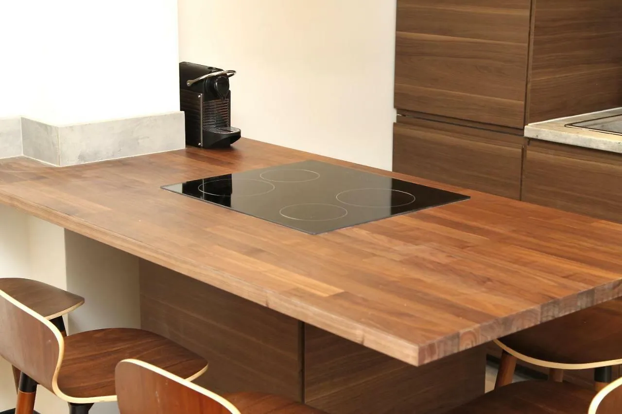 3 Double Bedrooms Apartment In Montmartre Near Subway Ac Paris France