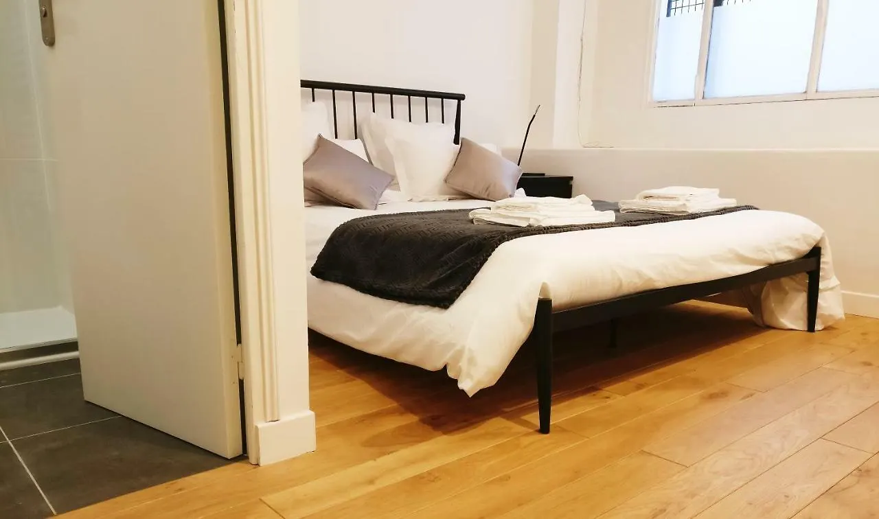 3 Double Bedrooms Apartment In Montmartre Near Subway Ac Paris 0*,